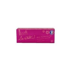 A pink box of tissues with the words " la belle vie ".